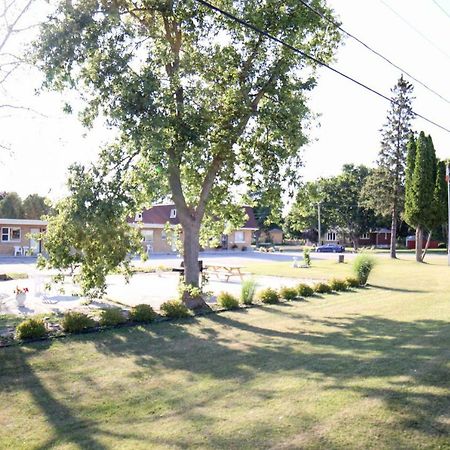 Walkerton Inn Motel Экстерьер фото