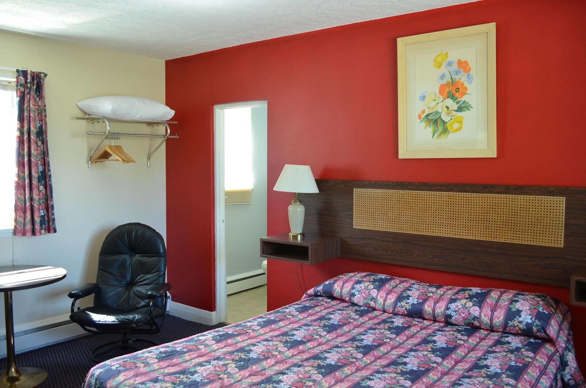 Walkerton Inn Motel Экстерьер фото