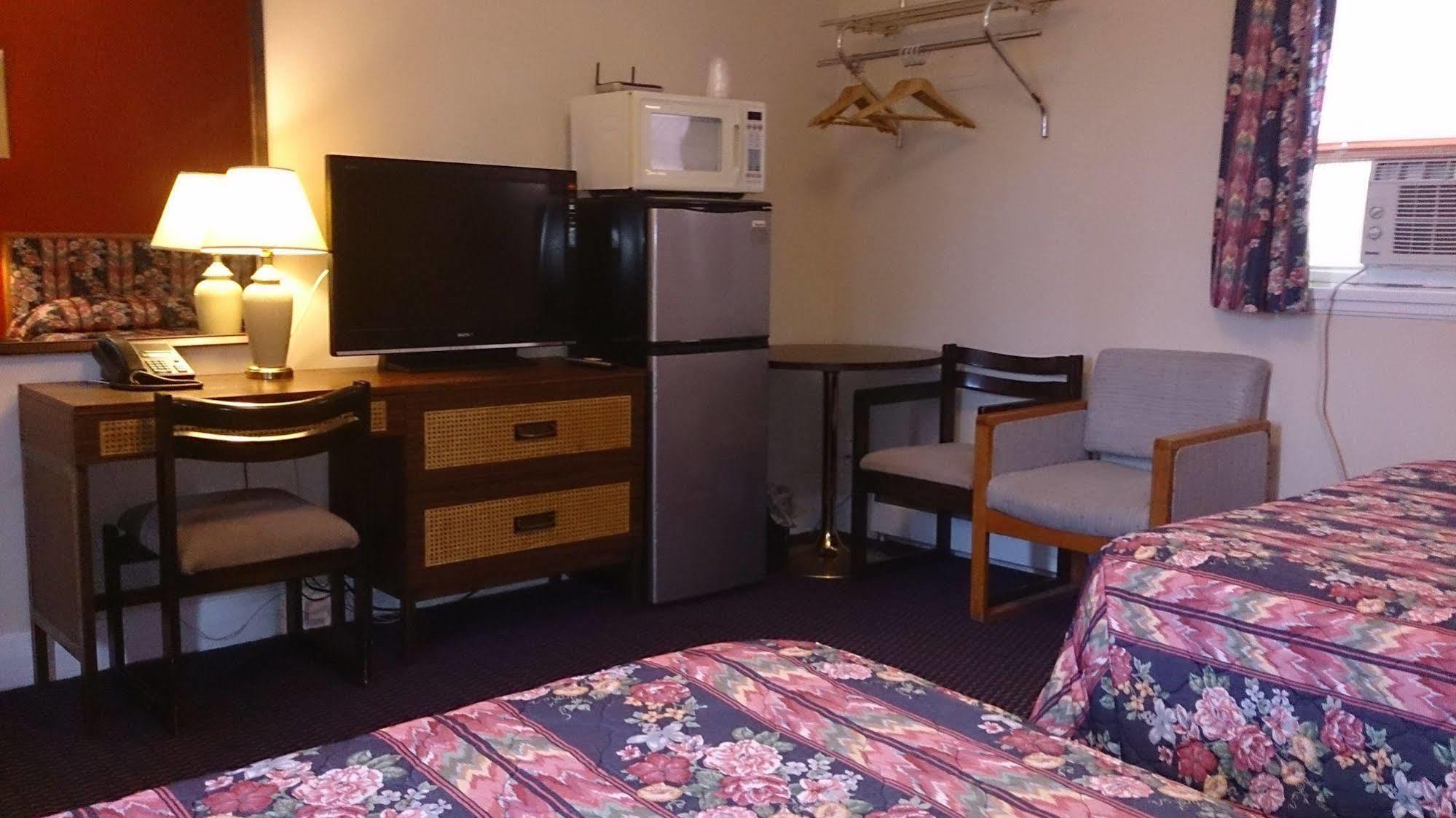 Walkerton Inn Motel Экстерьер фото